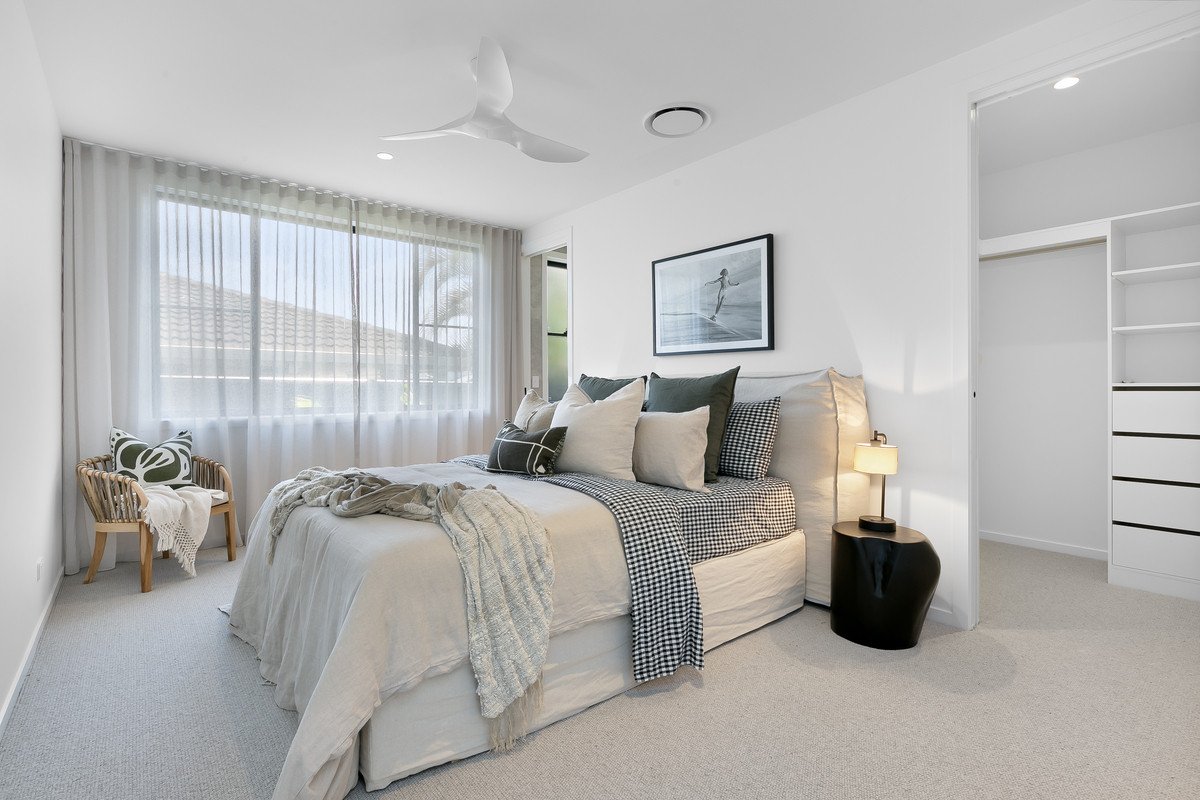 146 Acanthus Avenue BURLEIGH WATERS 19