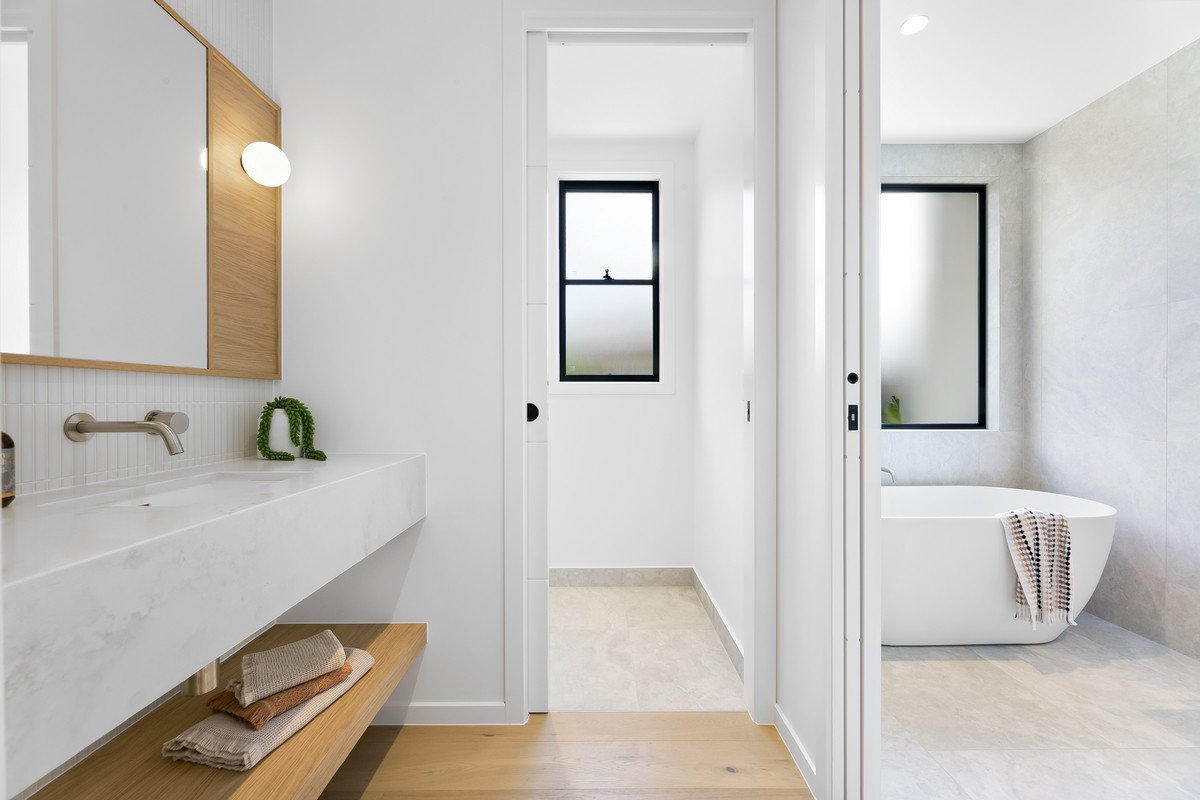 146 Acanthus Avenue BURLEIGH WATERS 23