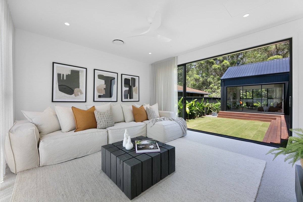 146 Acanthus Avenue BURLEIGH WATERS 24