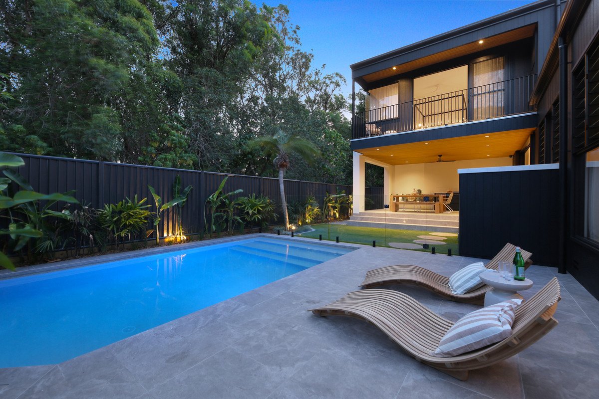 146 Acanthus Avenue BURLEIGH WATERS 30