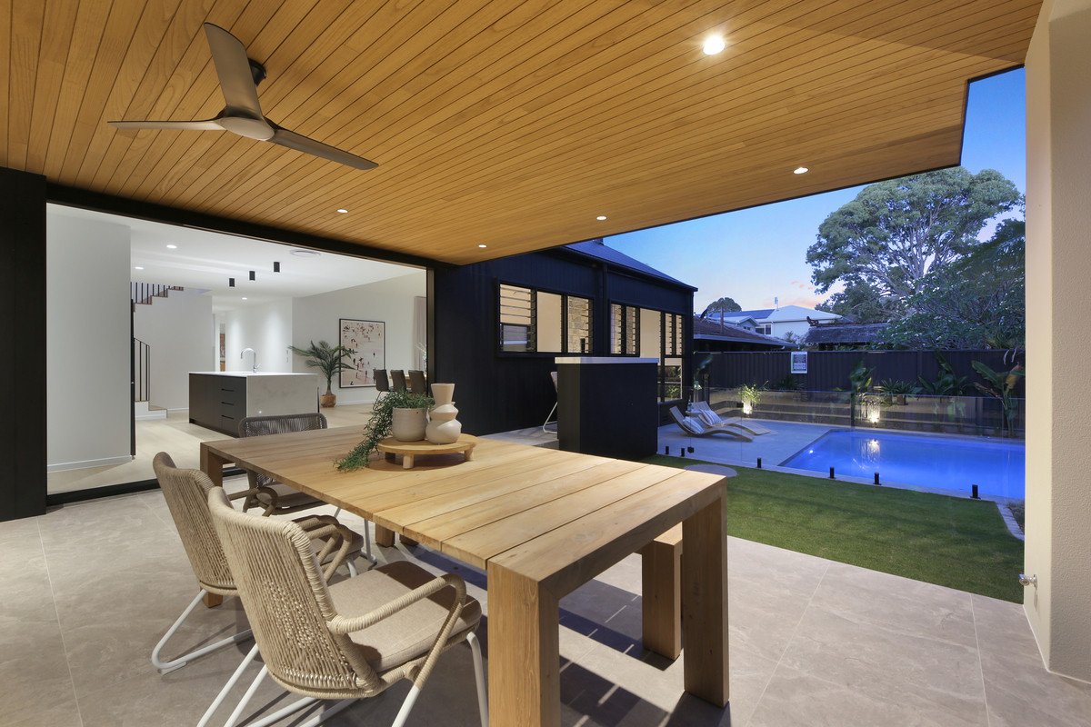 146 Acanthus Avenue BURLEIGH WATERS 34