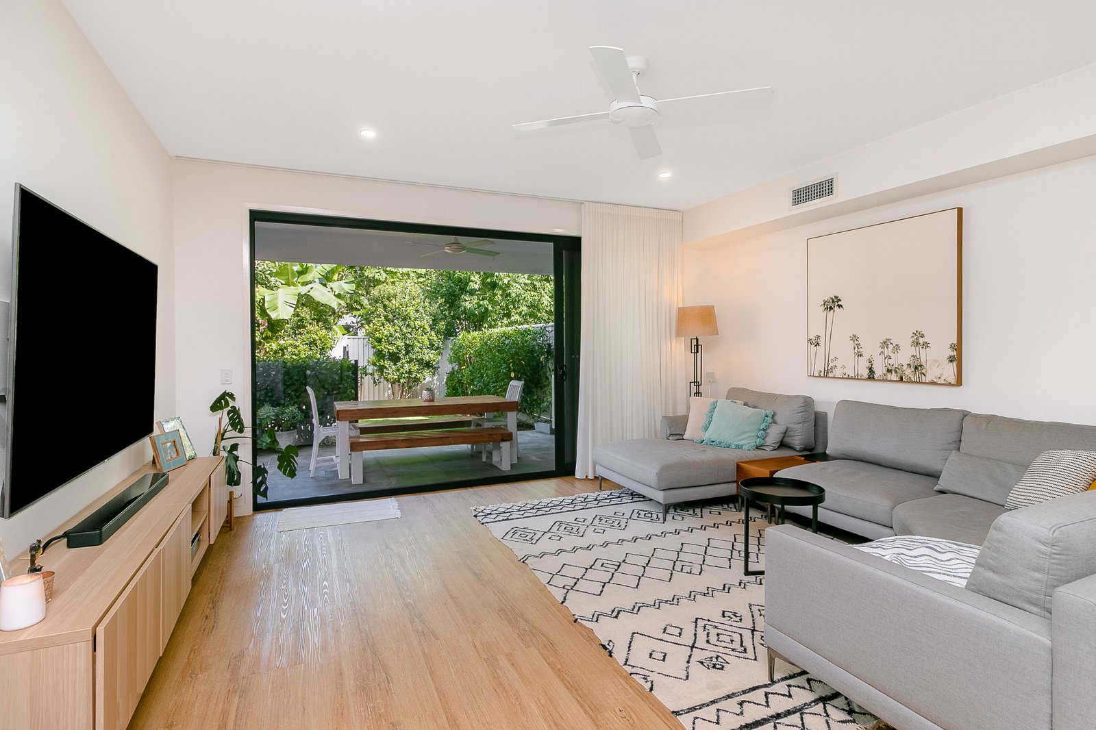 1/46 Bolton Street COOLANGATTA 2