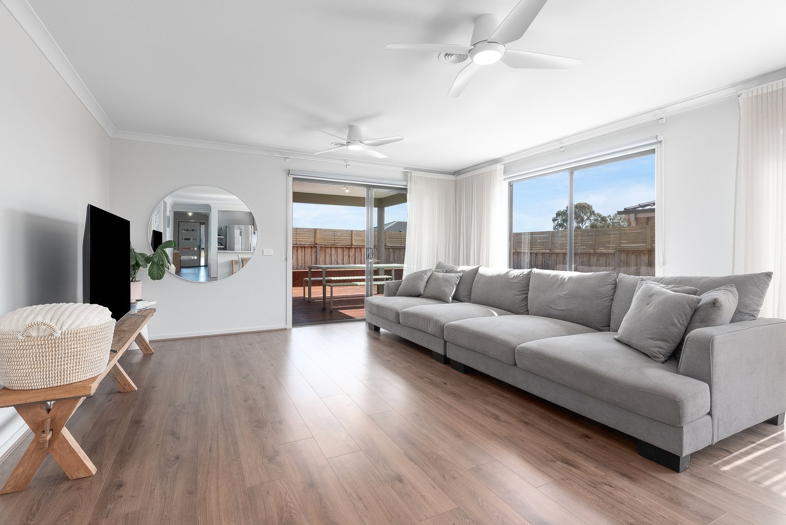 Gallery: 146 Bramley Avenue