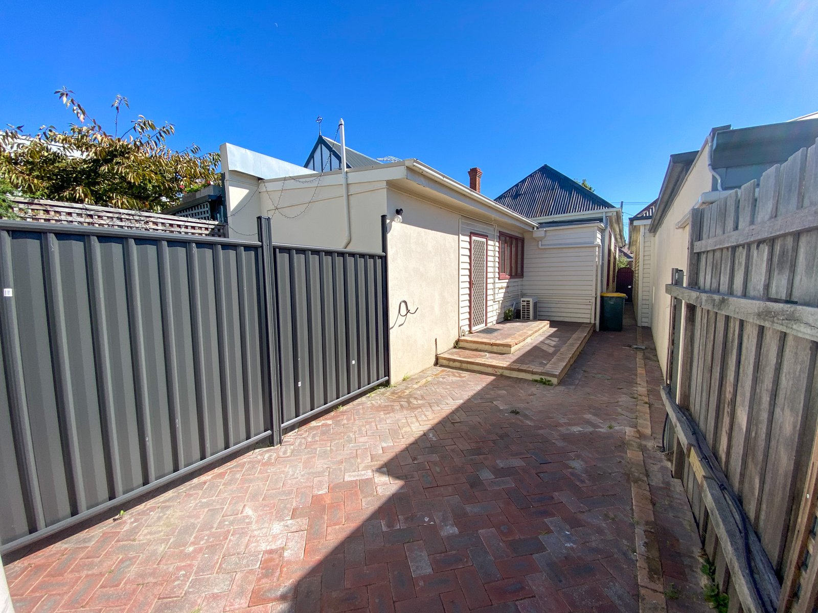 1/46 Federal Street NORTH HOBART 11