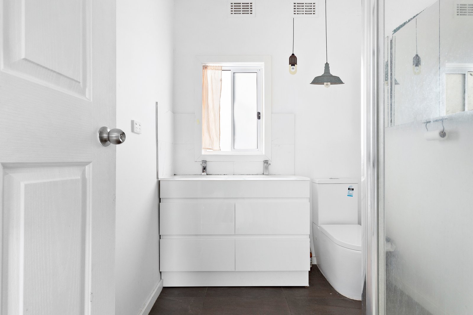Gallery: 1/46 Gillard Street