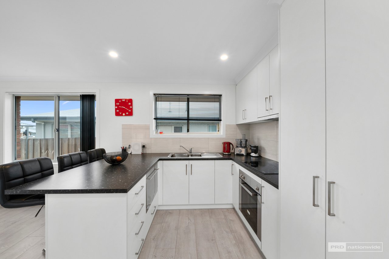 1/46 Menin Drive BRIGHTON 3