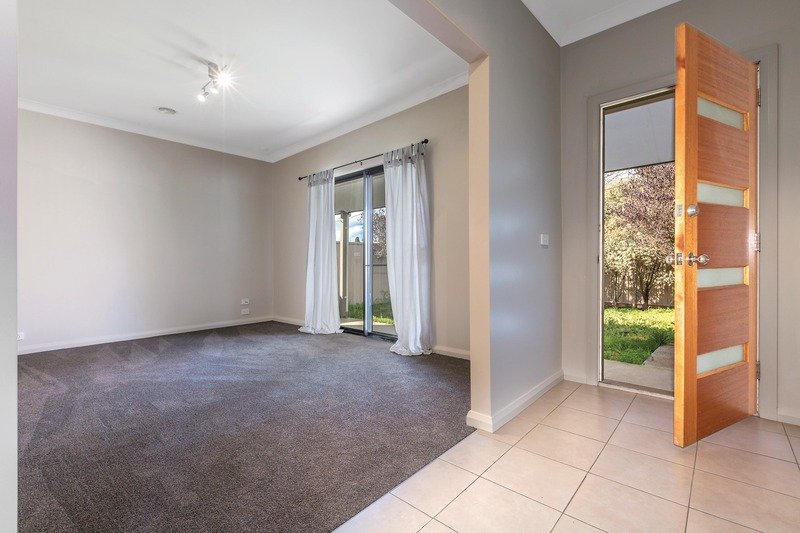 Gallery: 1/46 Spencer Street