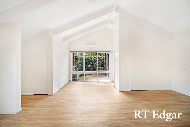 Real Estate and Property in 1/46 Urquhart Street, Woodend, VIC