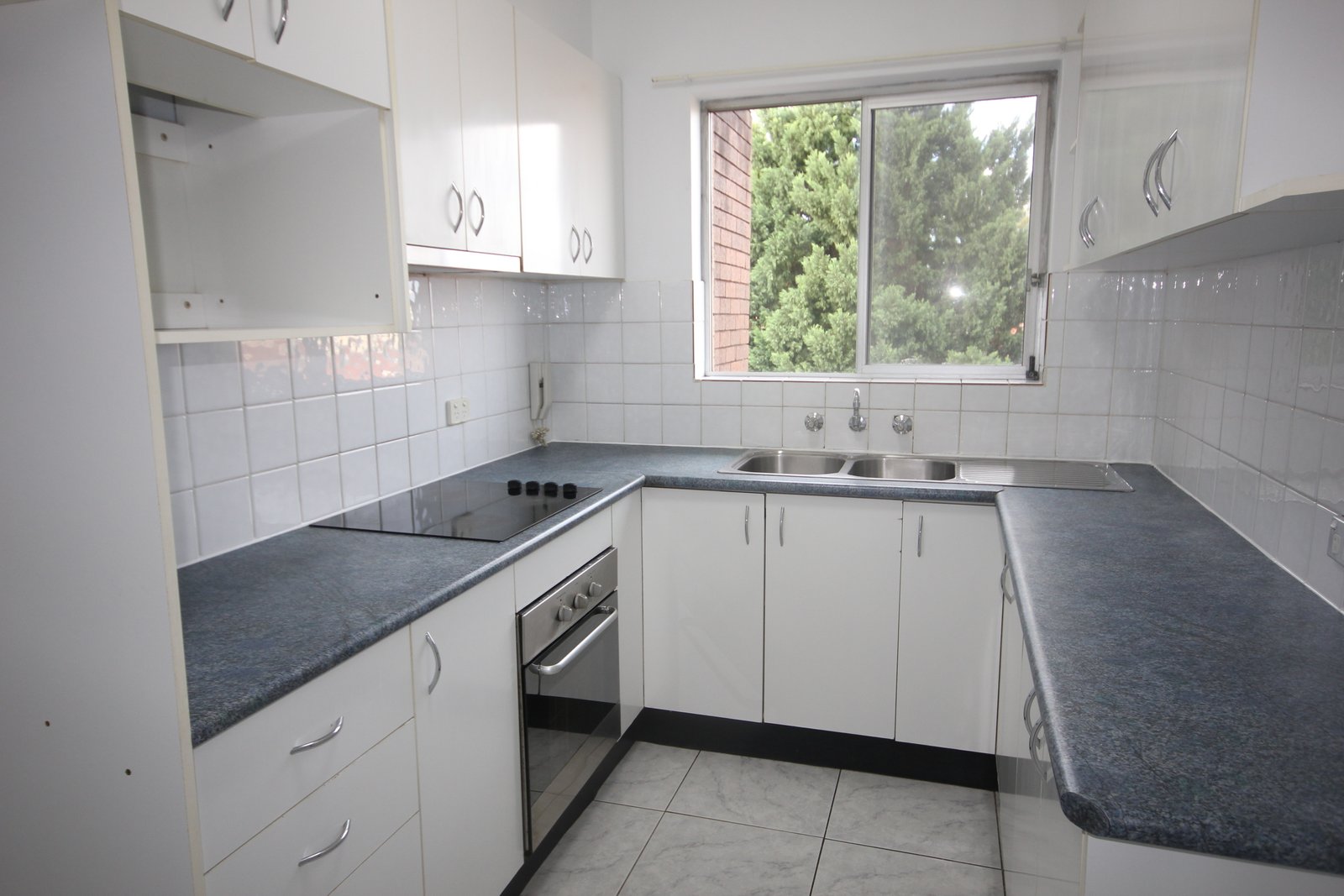 14/6 Watkin Street ROCKDALE 2