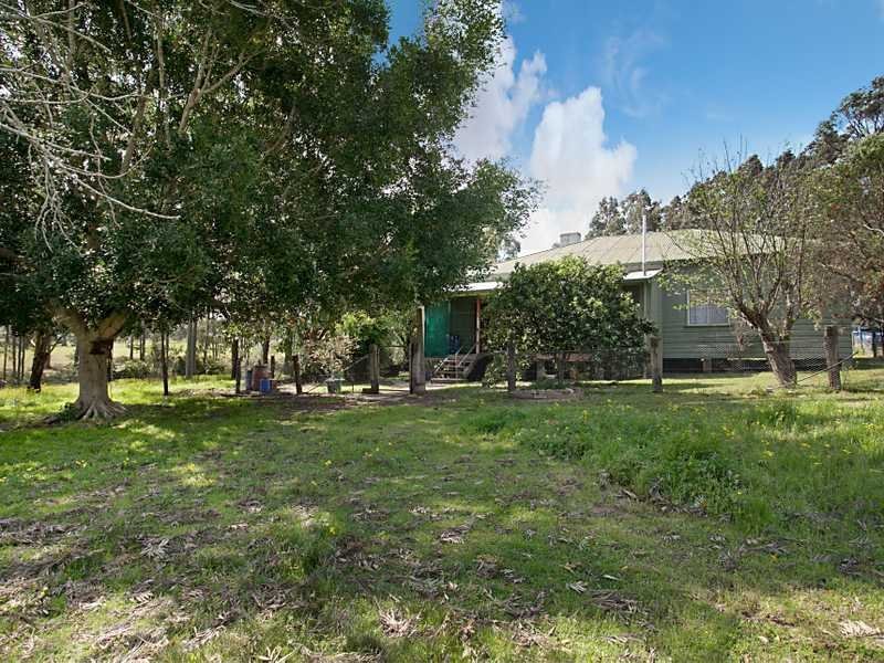 1461 NEW ENGLAND Highway HARPERS HILL 5