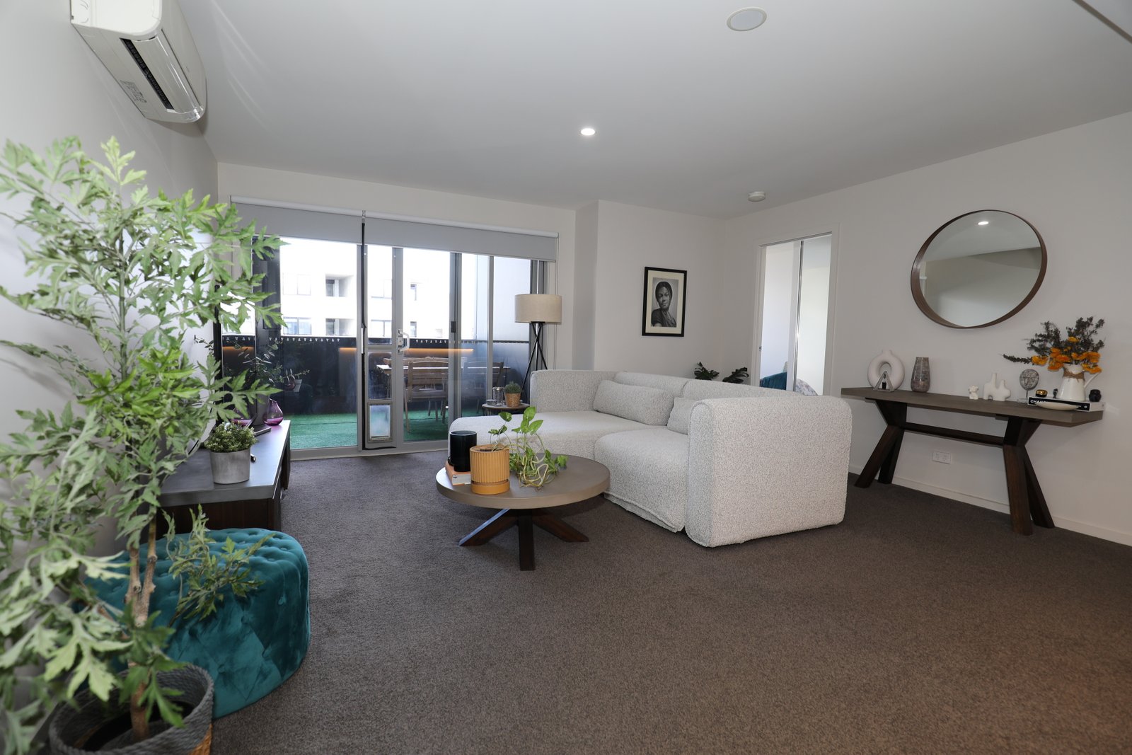 146/35 Oakden Street GREENWAY 2