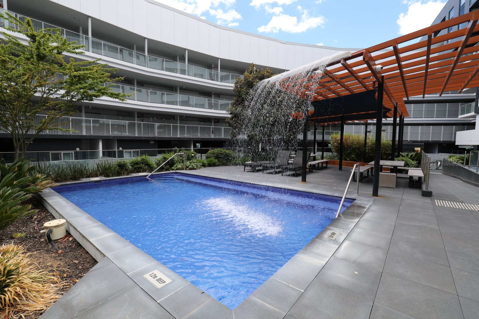 146/35 Oakden Street GREENWAY 14