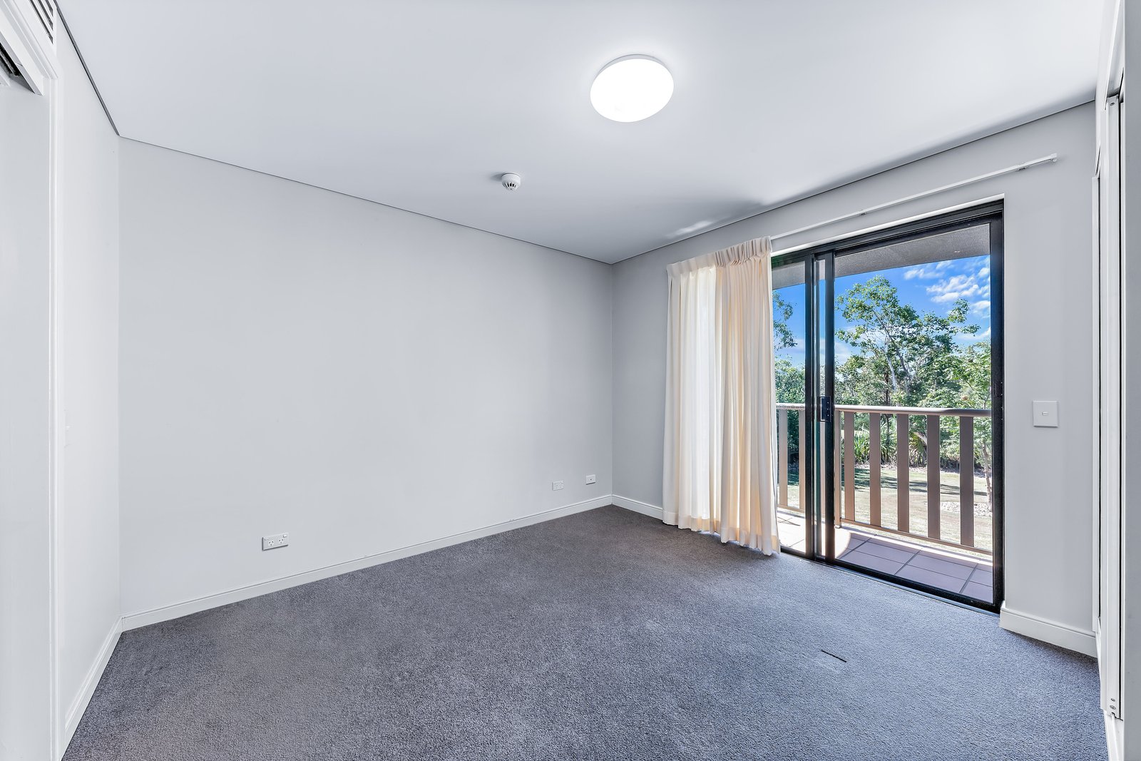 1469/615 Kunapipi Road LAGUNA QUAYS 6