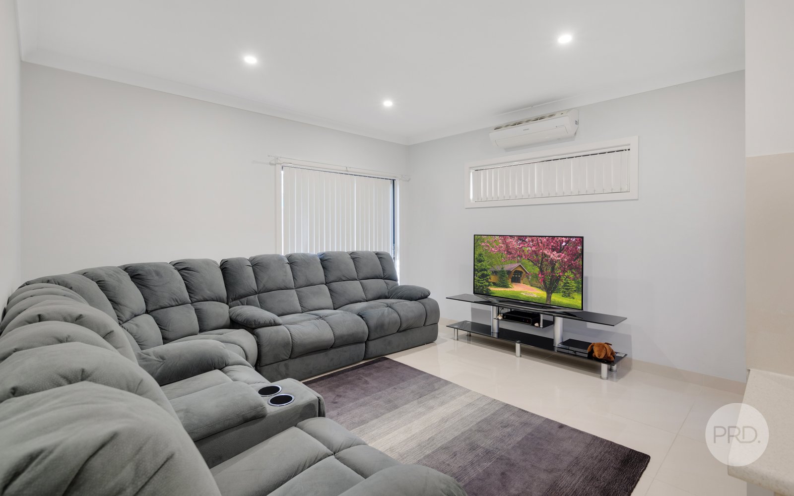 147 & 147A Maxwell Street SOUTH PENRITH 4