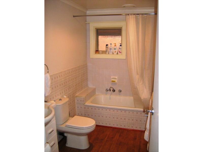Gallery: 14/7-9 Hatfield Court