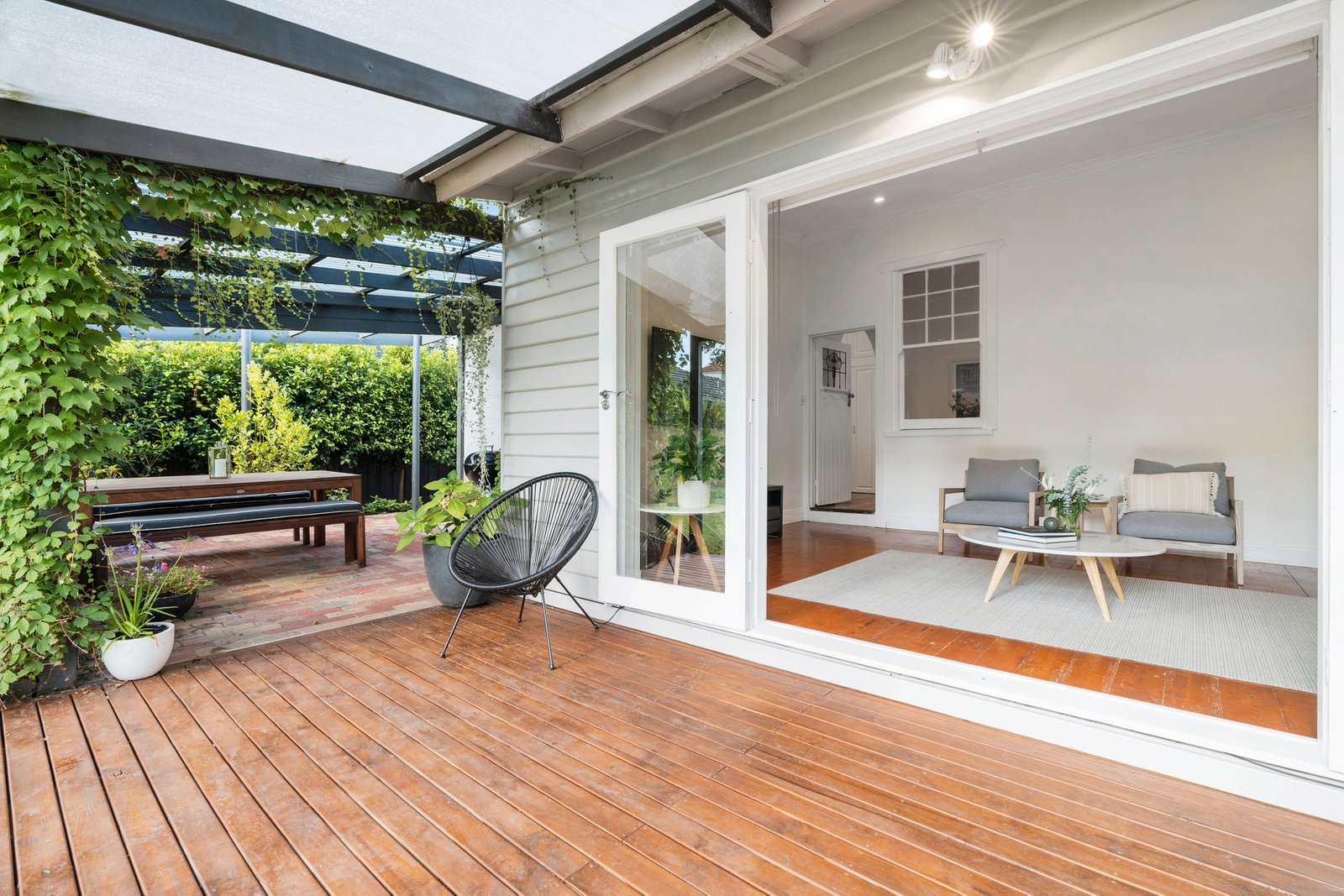 Real Estate and Property in 147 Booran Road, Caulfield South, VIC