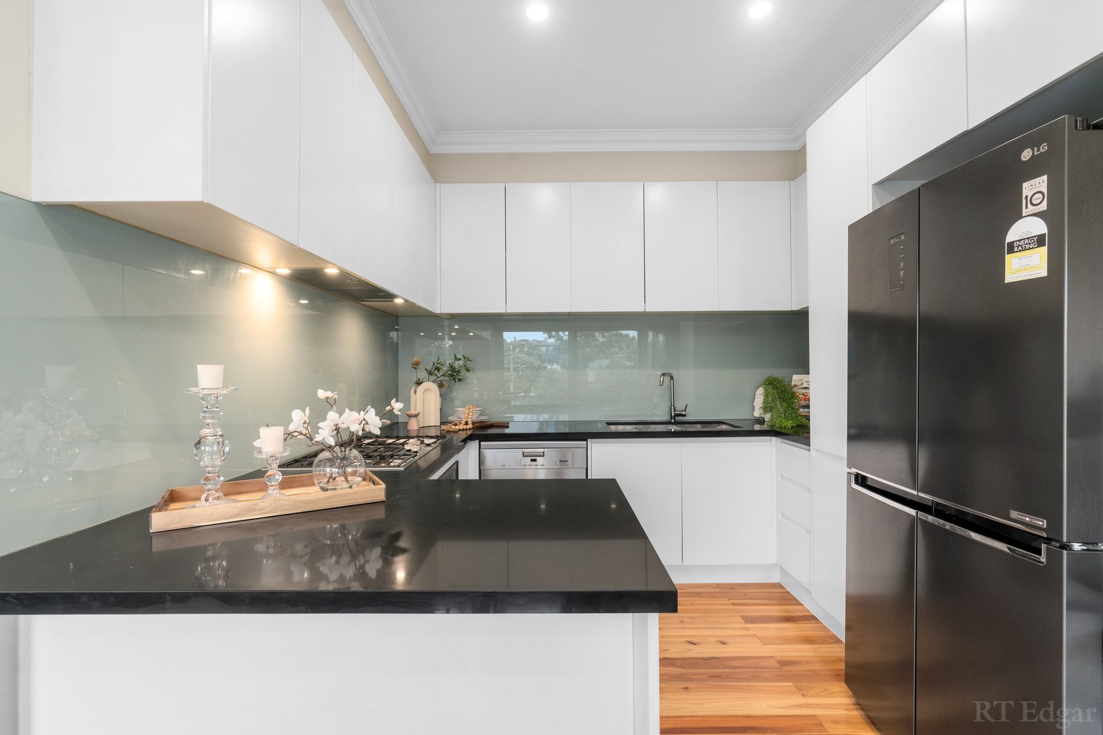 Real Estate and Property in 1/47 Bowen Road, Doncaster East, VIC