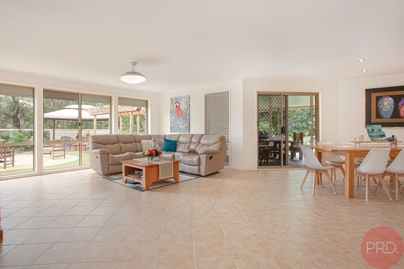 147 Budgeree Drive ABERGLASSLYN 8