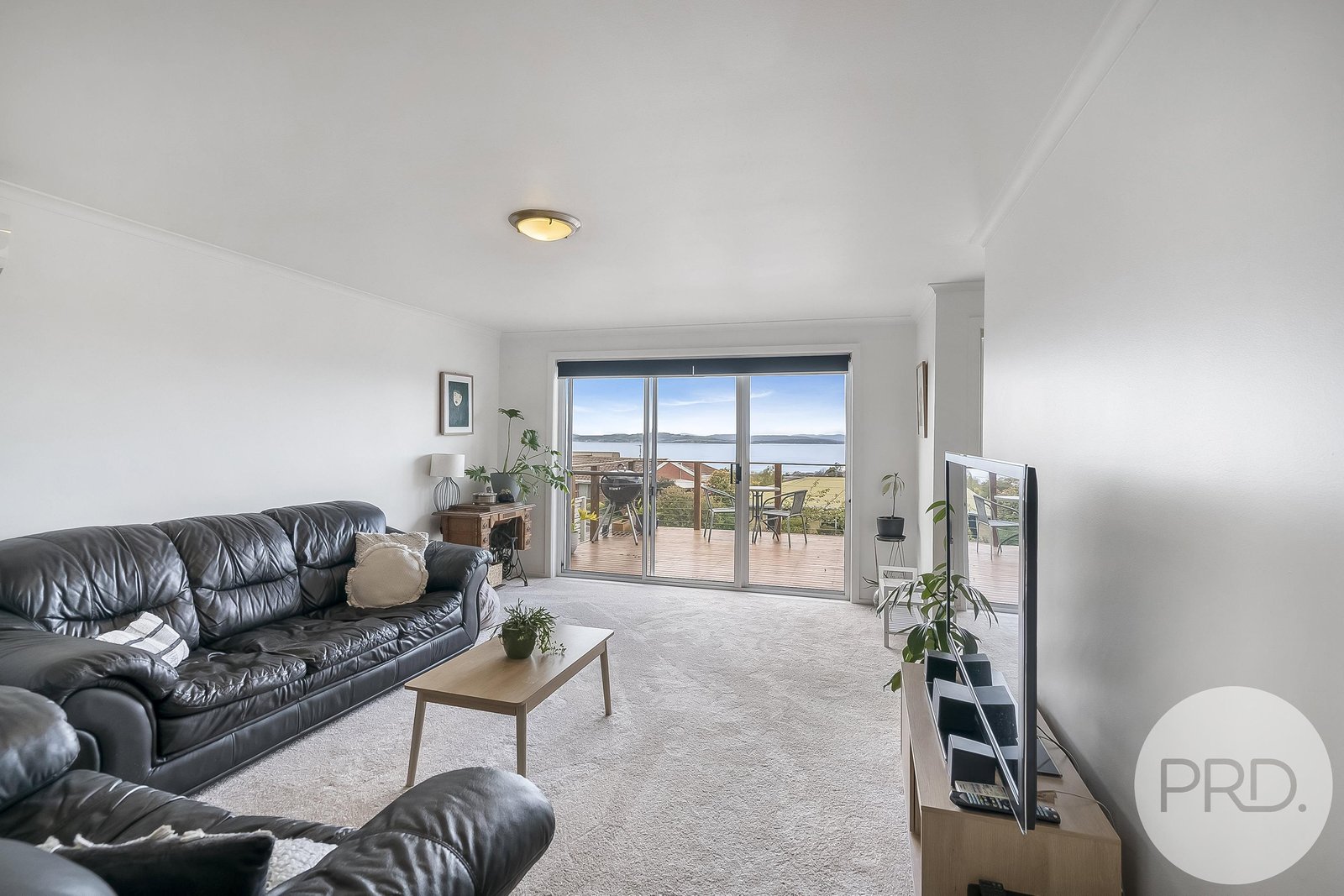 1/47 Calder Crescent BLACKMANS BAY 2