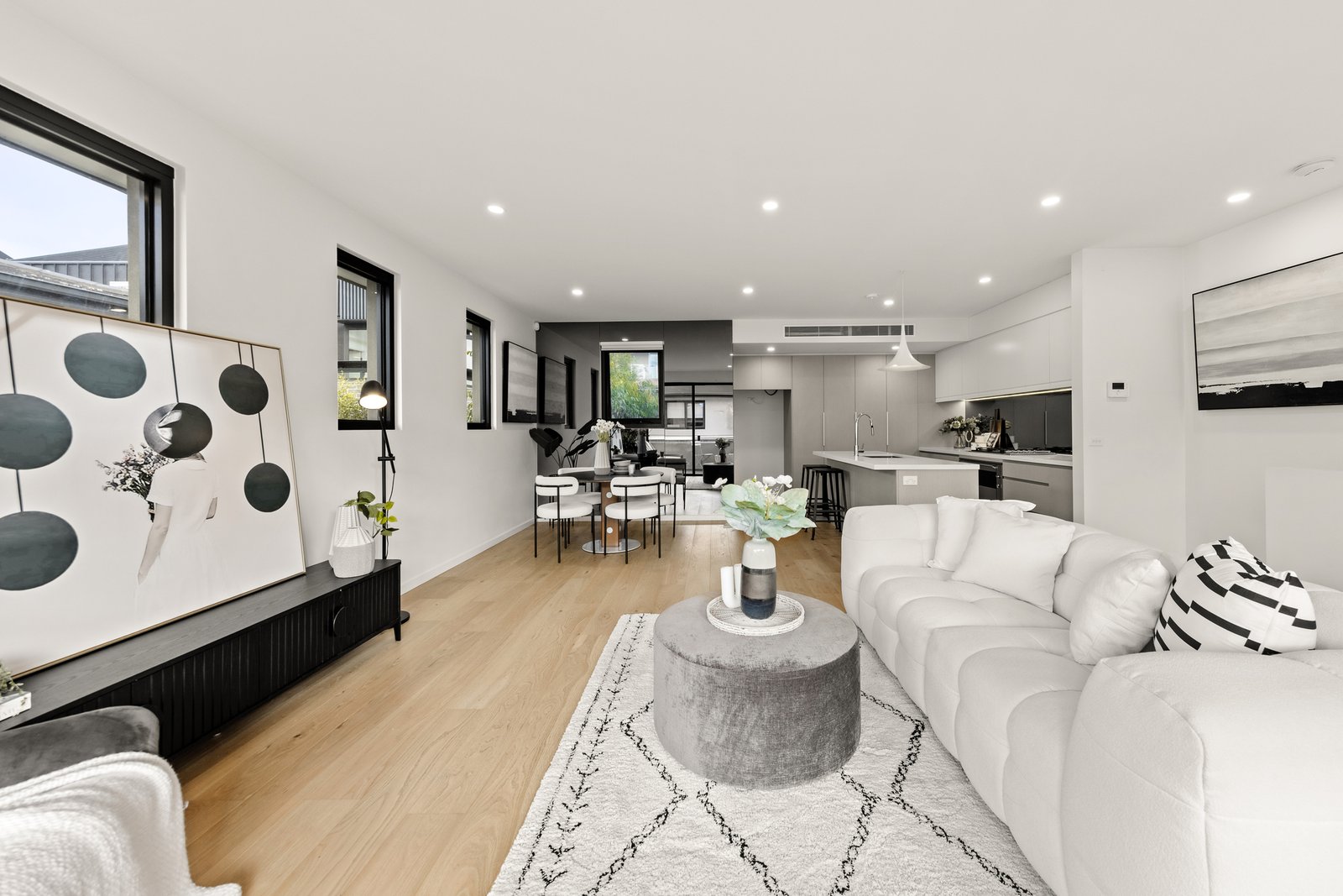Gallery: 14/7 Cecil Street