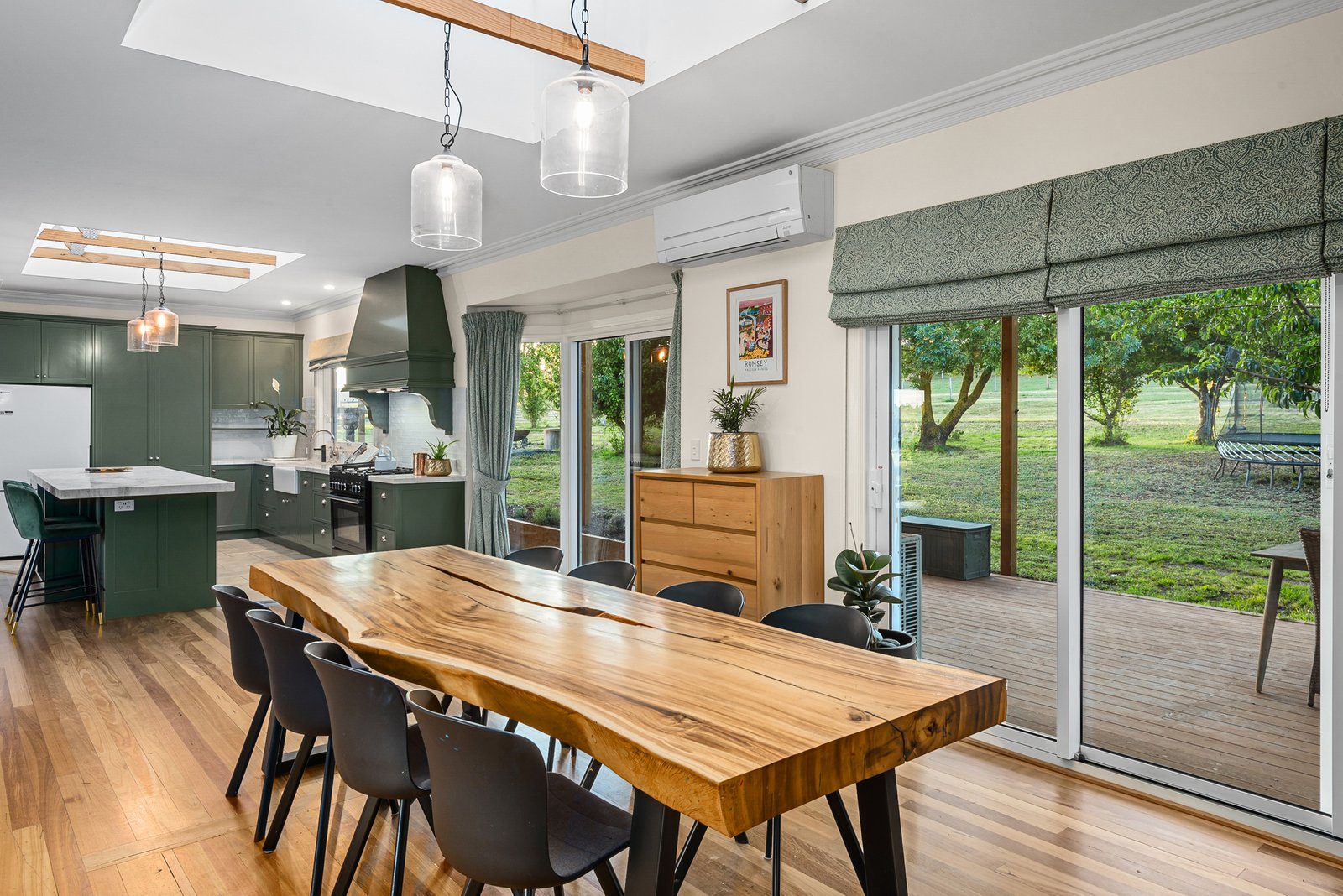 Real Estate and Property in 147 Couzens Lane, Romsey, VIC