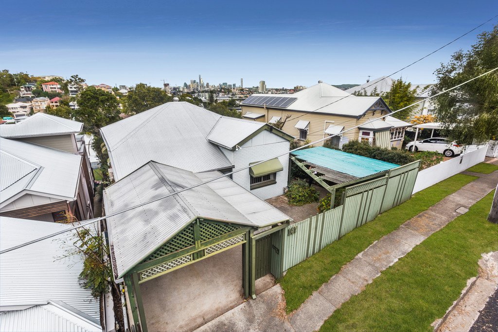 147 Crosby Road HAMILTON 14