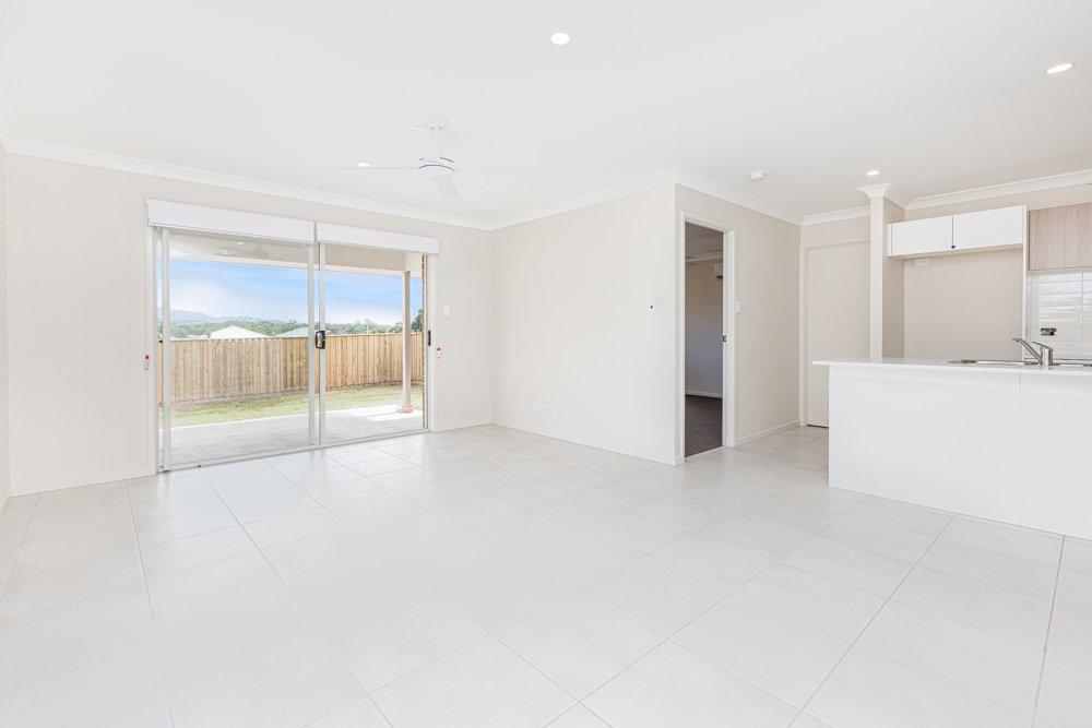 1/47 Crossing Street BELLBIRD 3