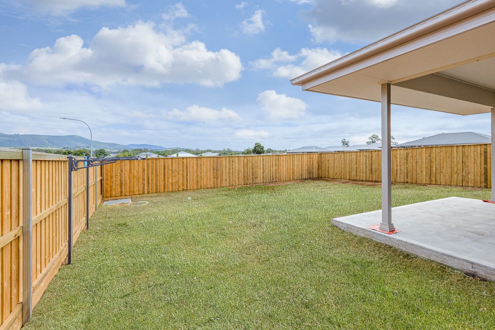 1/47 Crossing Street BELLBIRD 11