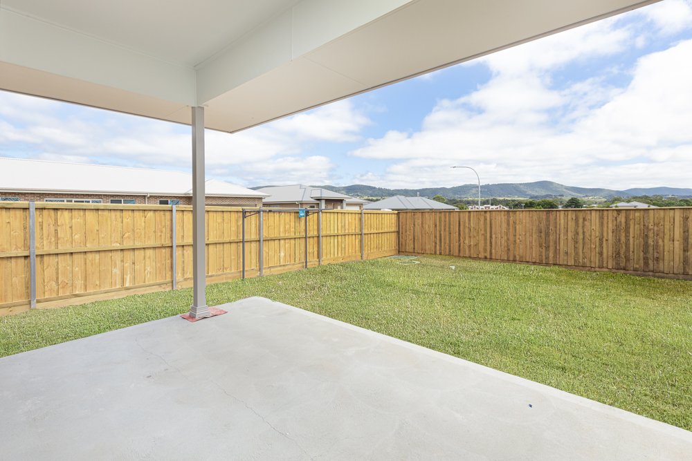 1/47 Crossing Street BELLBIRD 12