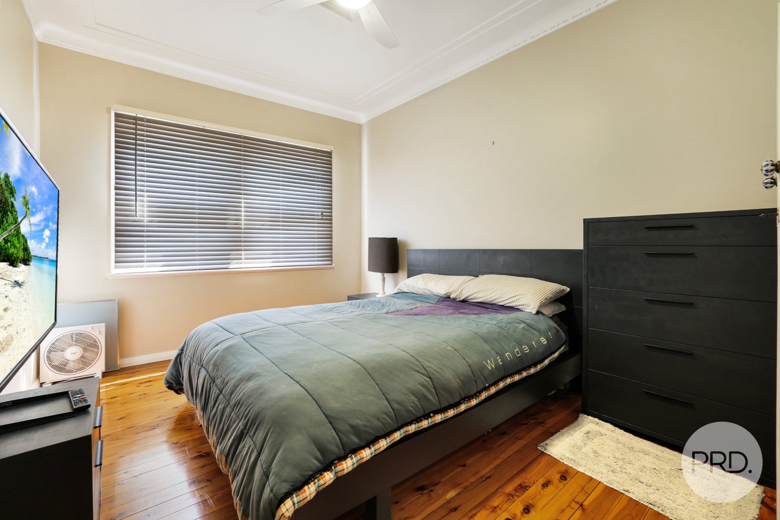 147 Denison Street TAMWORTH 17