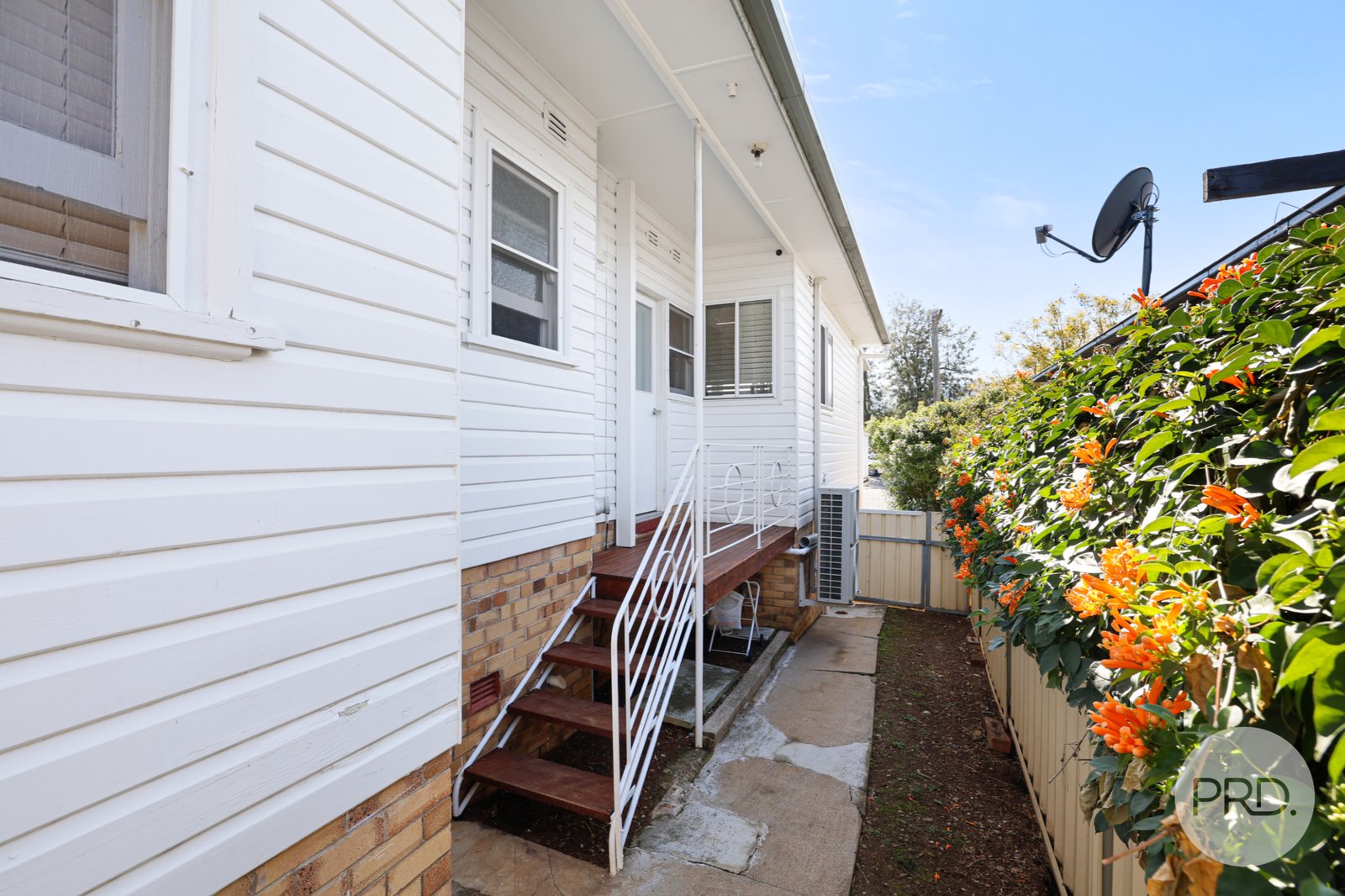 147 Denison Street TAMWORTH 19