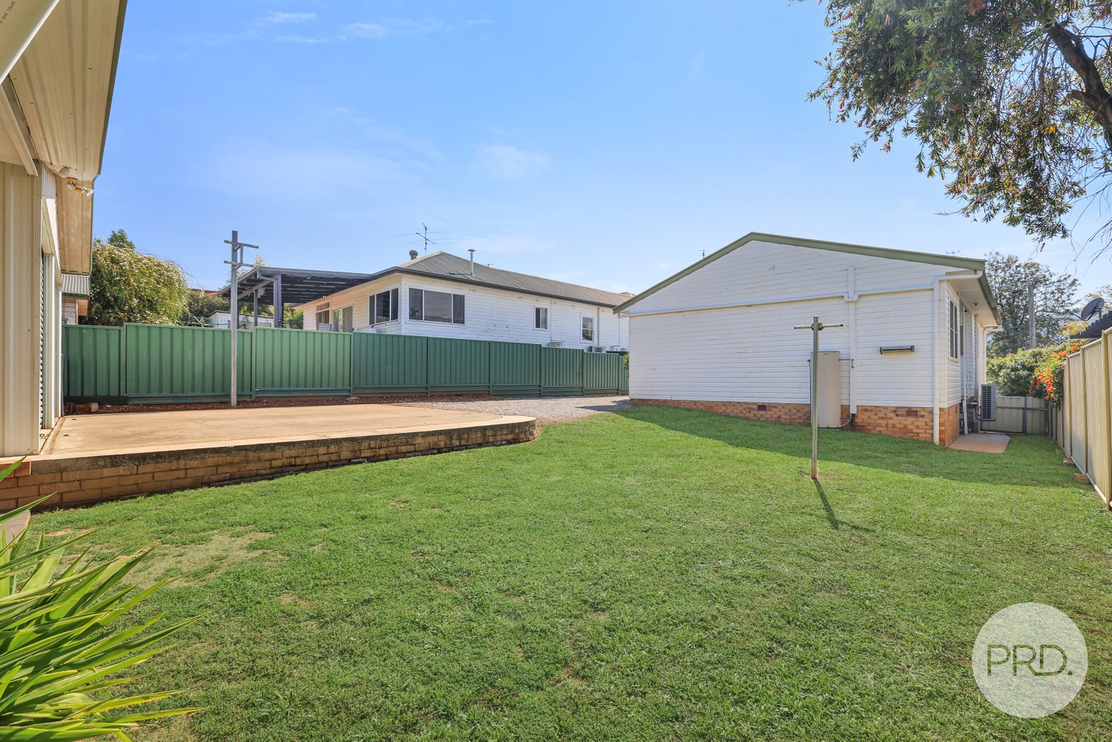147 Denison Street TAMWORTH 24