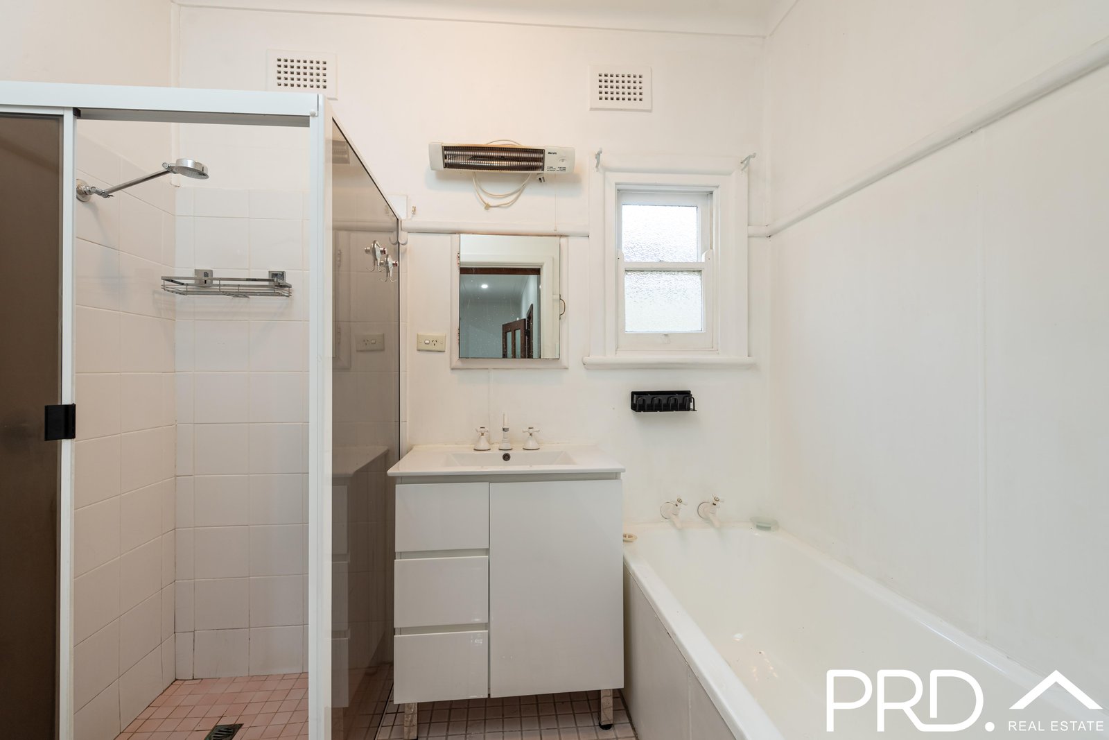 147 Gibson Avenue PADSTOW 10