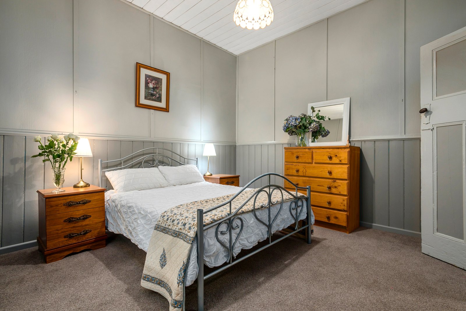 Real Estate and Property in 147 High Street, Woodend, VIC