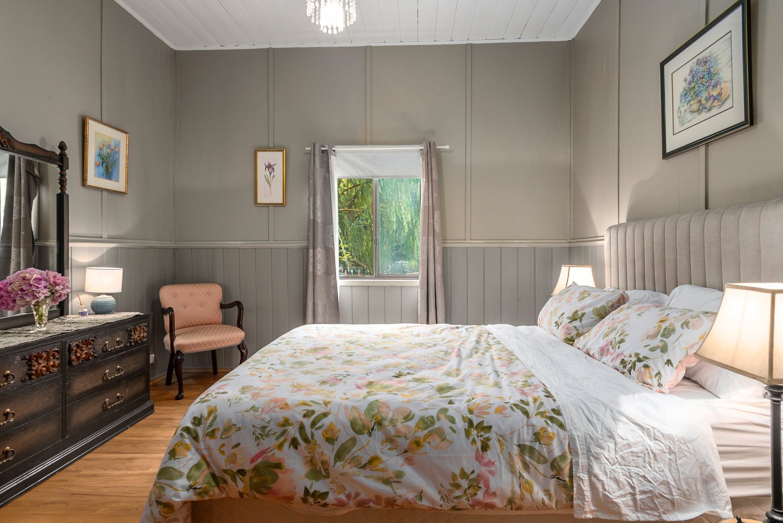 Real Estate and Property in 147 High Street, Woodend, VIC