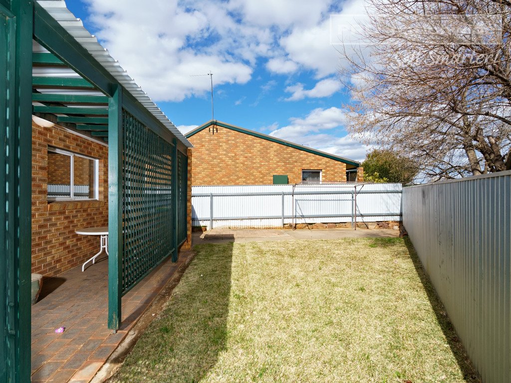 1/47 Karoom Drive GLENFIELD PARK 8