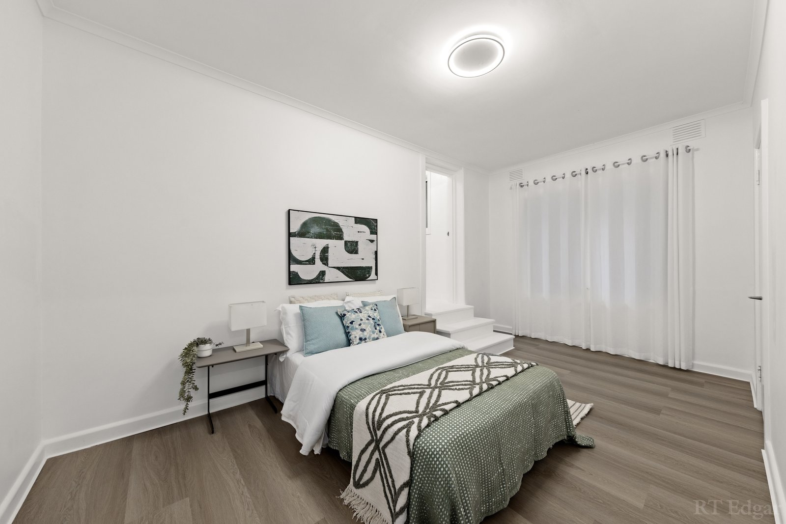 Real Estate and Property in 147 Kilby Road, Kew East, VIC