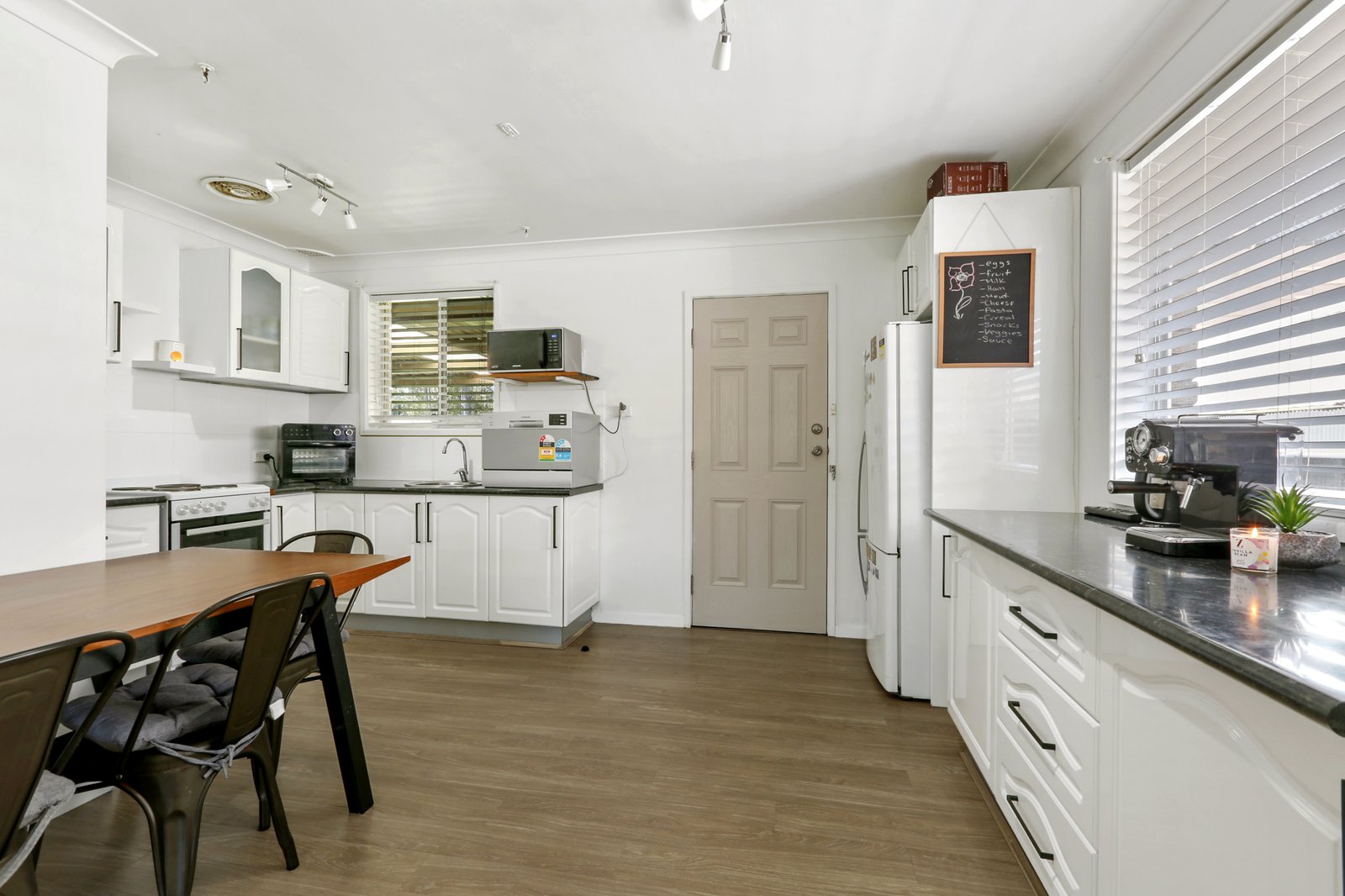 147 Laver Road DAPTO 3