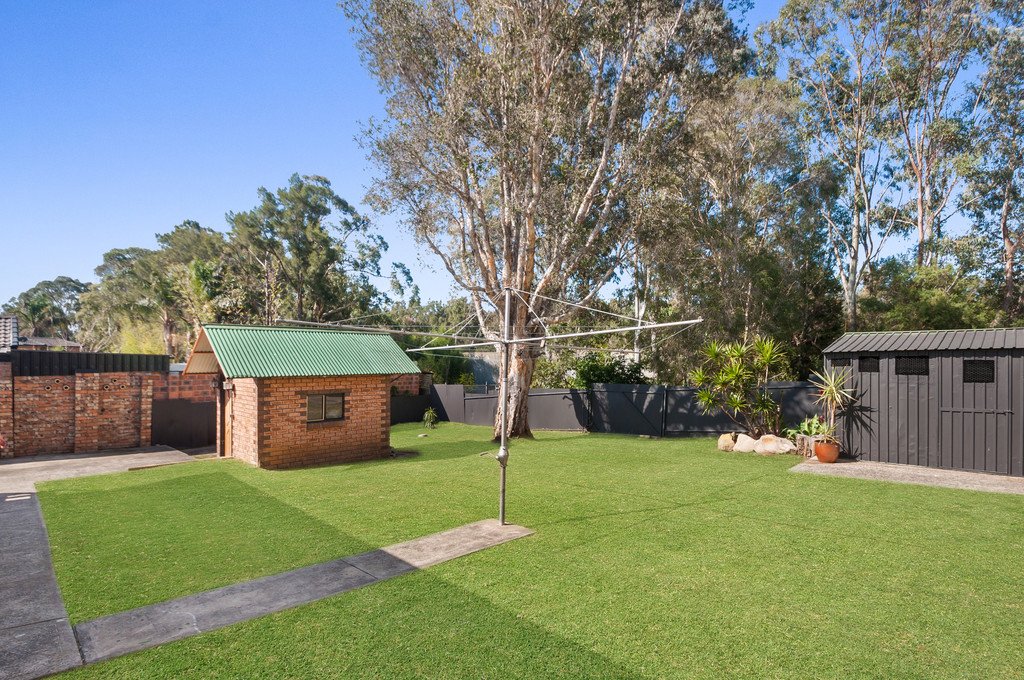 147 Laver Road DAPTO 8