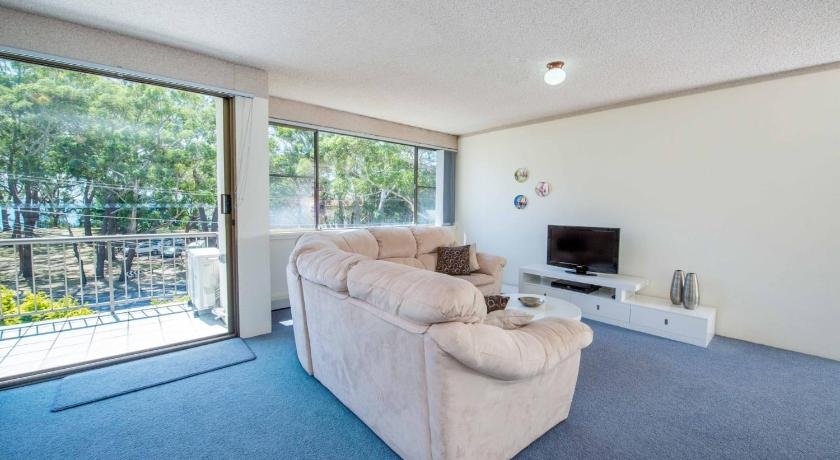 14/7 Magnus Street NELSON BAY 3