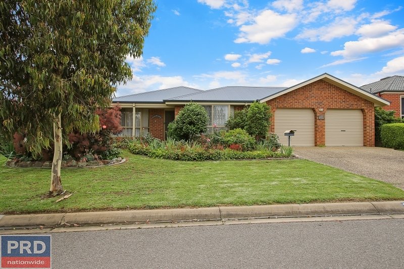 147 Newton Circuit THURGOONA 1
