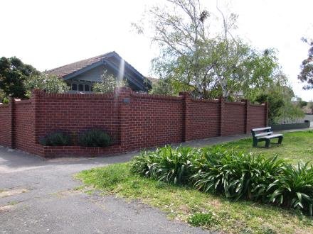 Gallery: 147 North Road