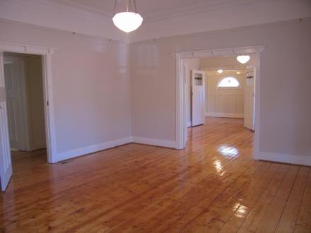 Gallery: 147 North Road