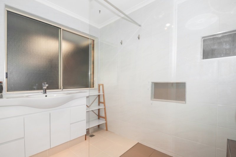 147 Pioneer Drive BLACKBUTT 4
