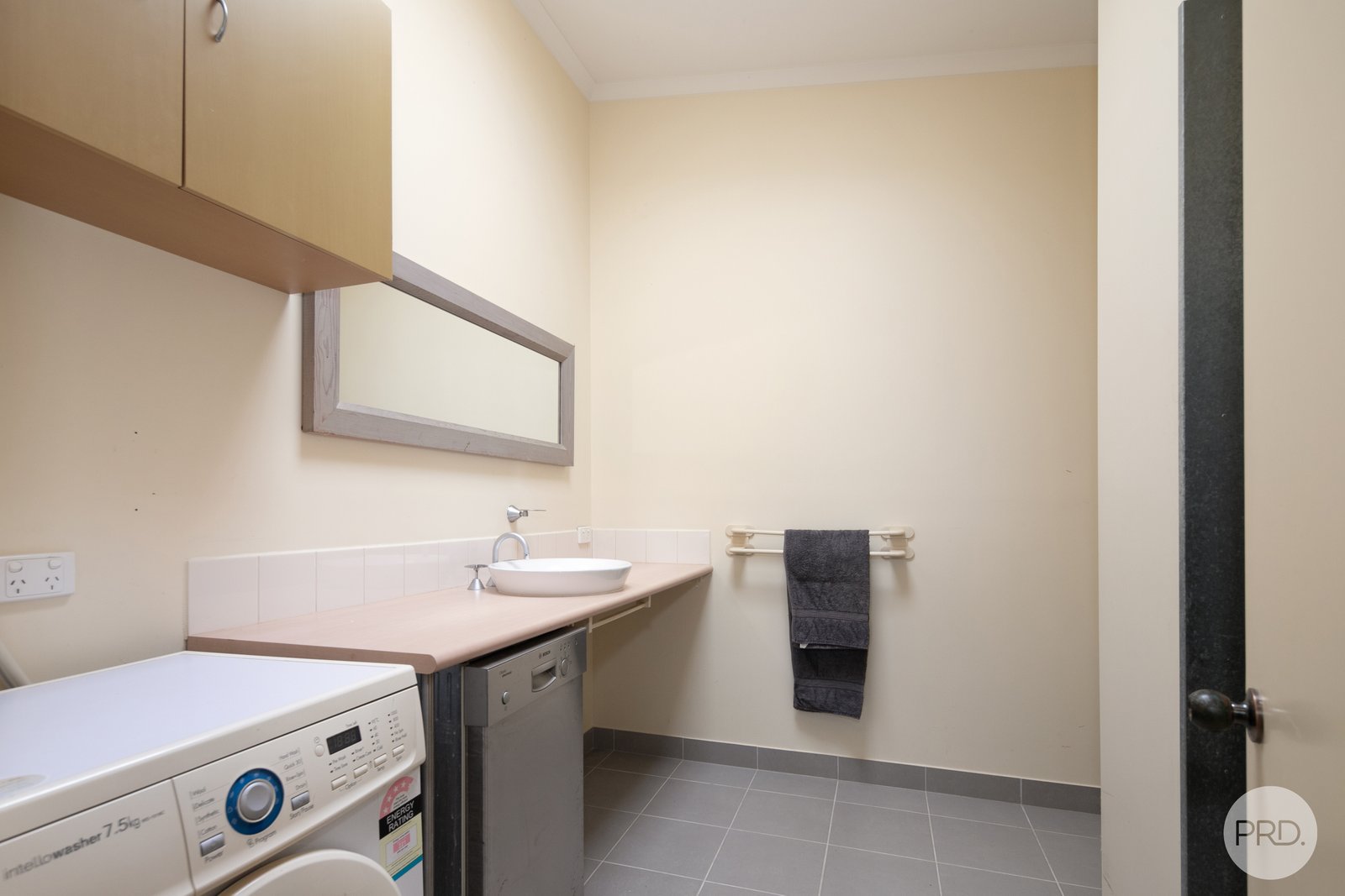 147 Rifle Range Road LEXTON 12