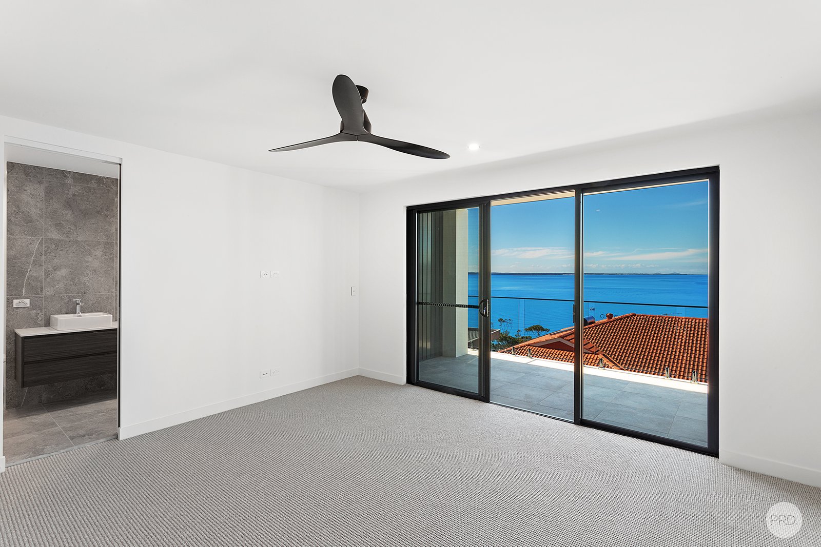 1/47 Scott Circuit SALAMANDER BAY 11