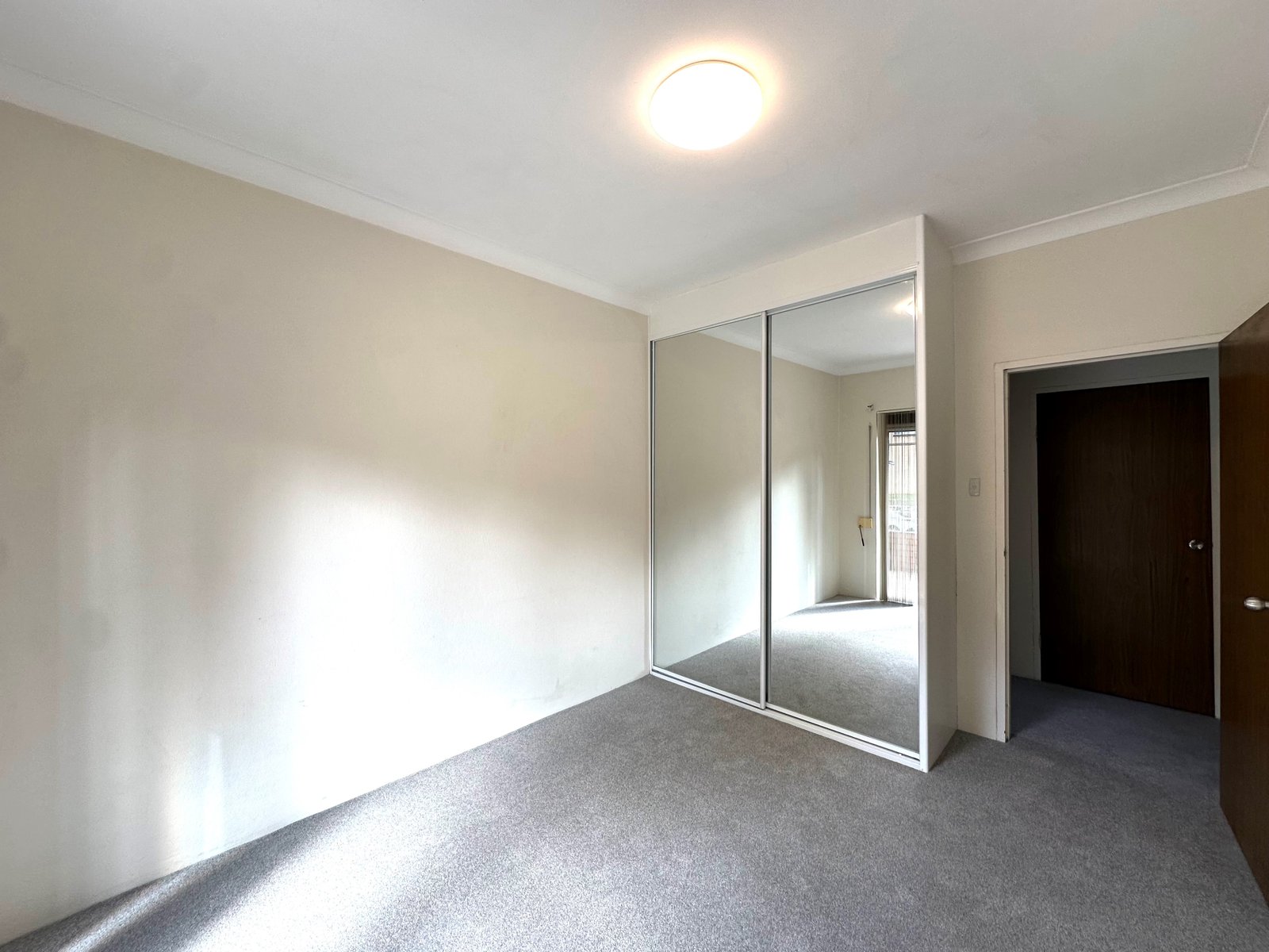 1/47 St Georges Parade HURSTVILLE 7