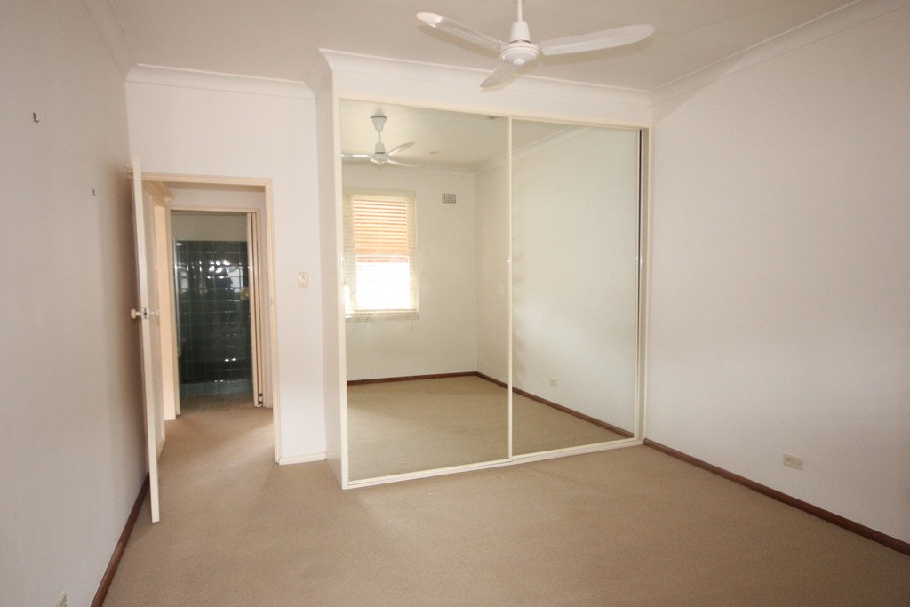 147 The Grand Parade MONTEREY 4