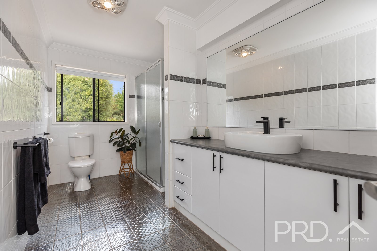 1/477 Wee Jasper Road TUMUT 7