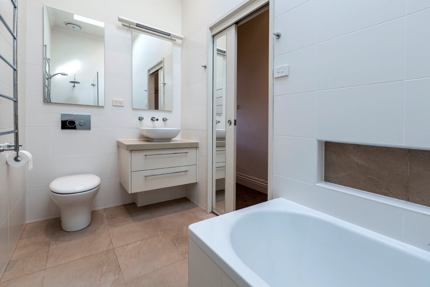 Real Estate and Property in 148 Balaclava Road, Caulfield North, VIC